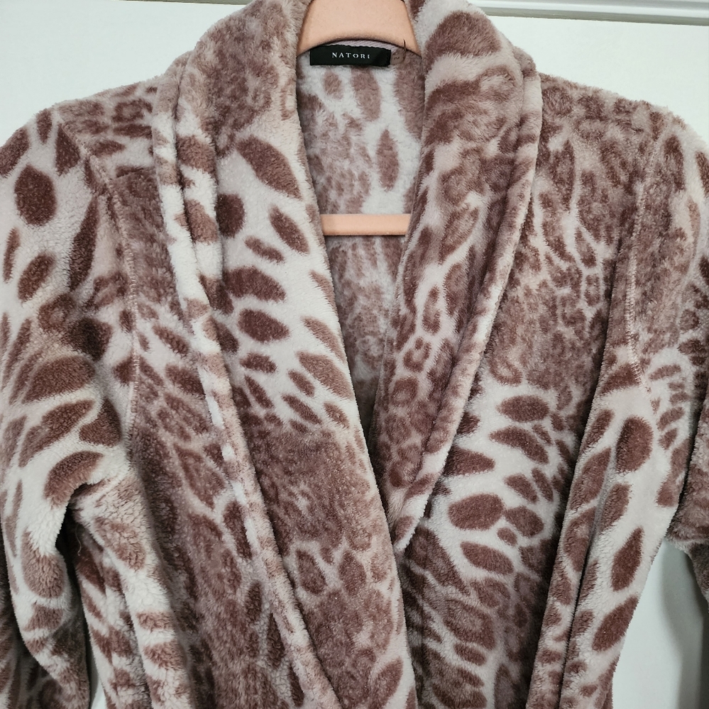 Natori Robe - Picture 4 of 11